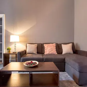 Apartment Stunning 2-bed In, Edinburgh